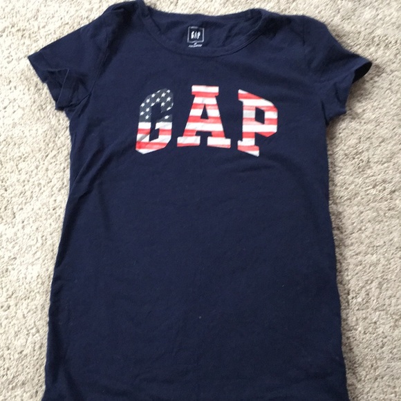 Gap Tops Euc Logo Tshirt Poshmark